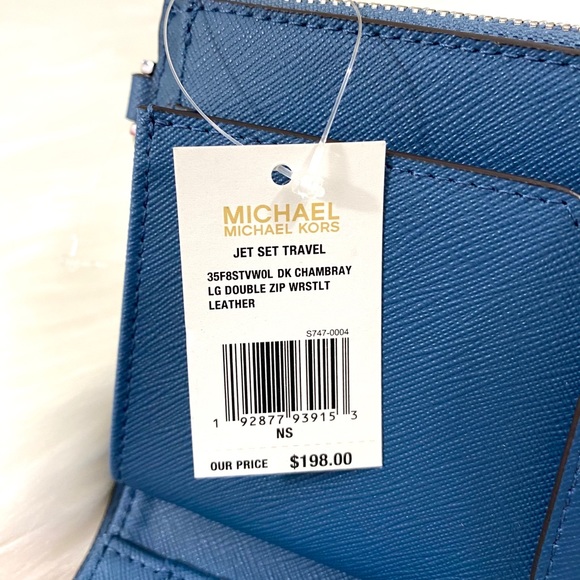 Michael Kors Jet Set Travel Double Zip Wristlet - Picture 8 of 9
